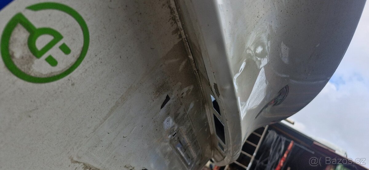 Viko kufru Tesla Model Y pate dvere - 7