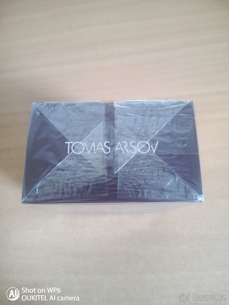 Tomas Arsov fig,caviar, wood - 7