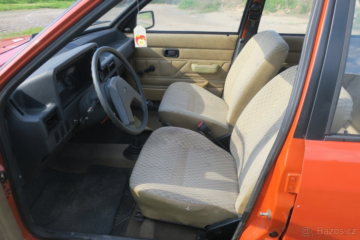 FORD ESCORT 1.1i - 7