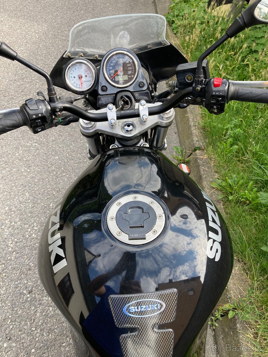 Suzuki SV 650 N - 7