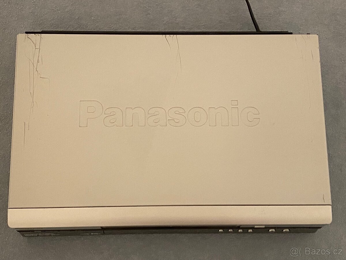 S-VHS video Panasonic, HIFI stero, 6 hlav, ovladač - 7