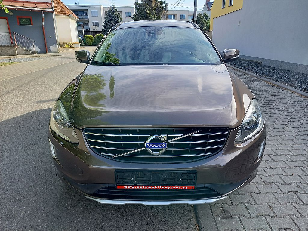 Volvo XC60, 2.4D5 120k 4x4+klima+Manual+ROZVODY - 7