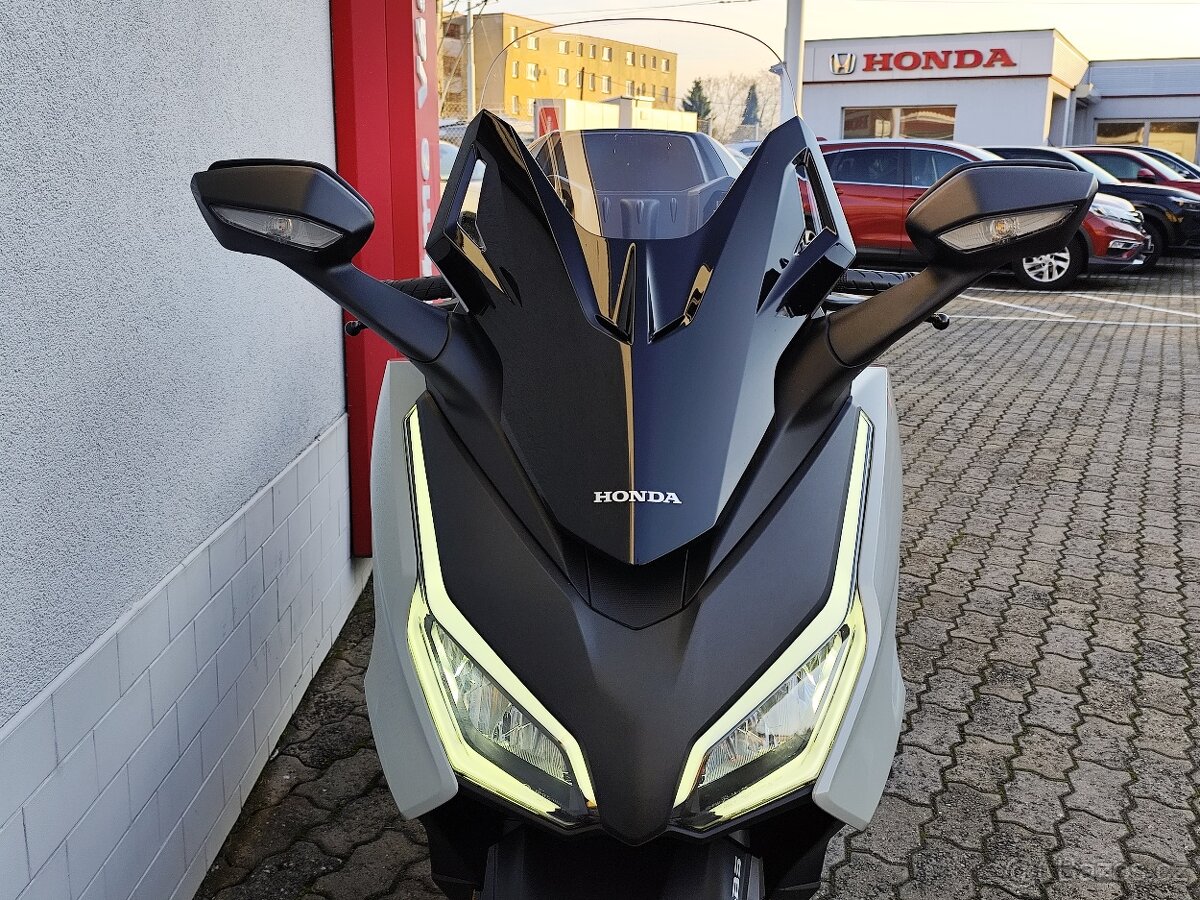HONDA Forza 125 ČR 6200km, do provozu 2025 - 7