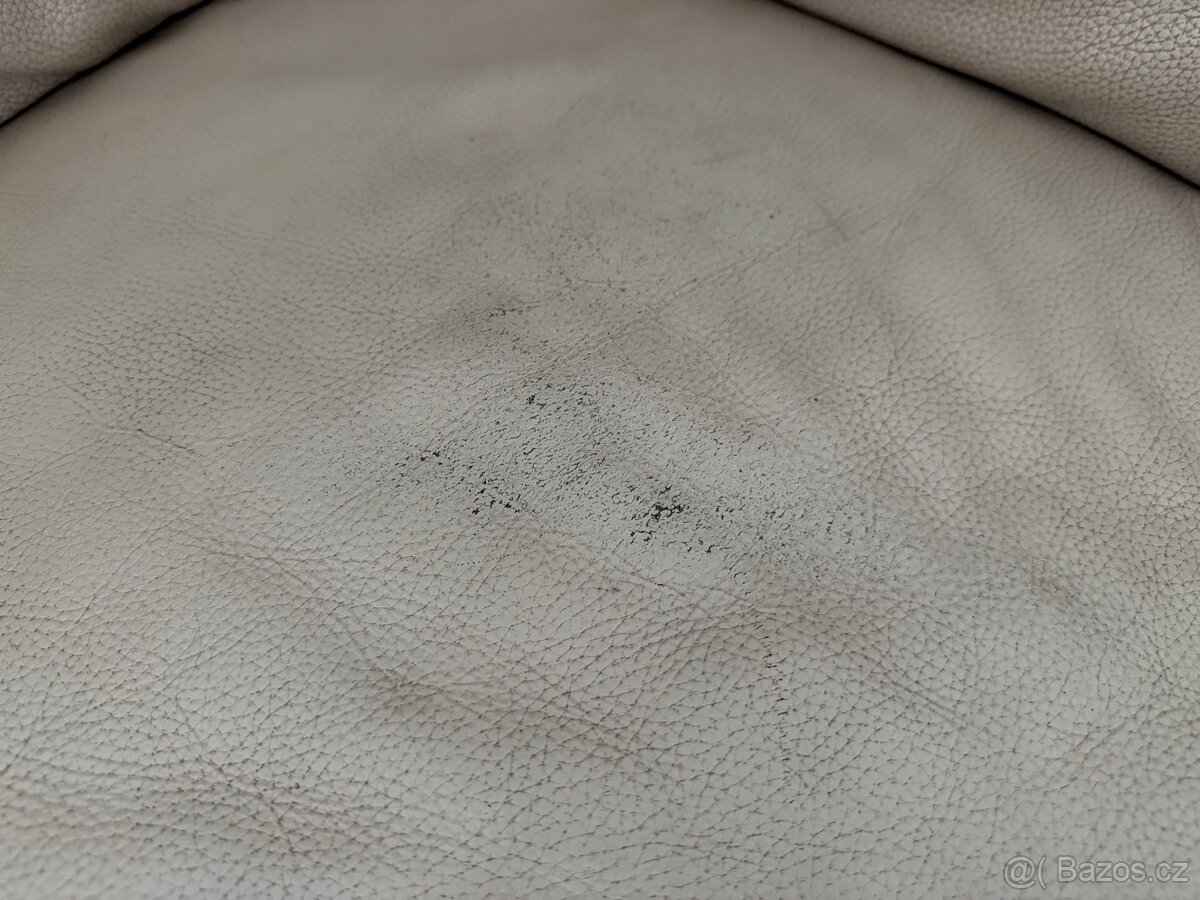 Kožená sedačka - 7
