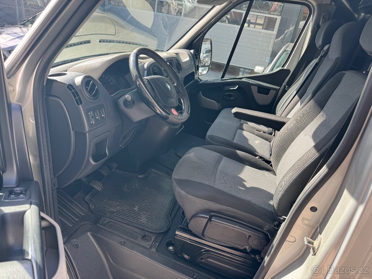 Renault Master 2,3 DCi top stav - bez investic - 7