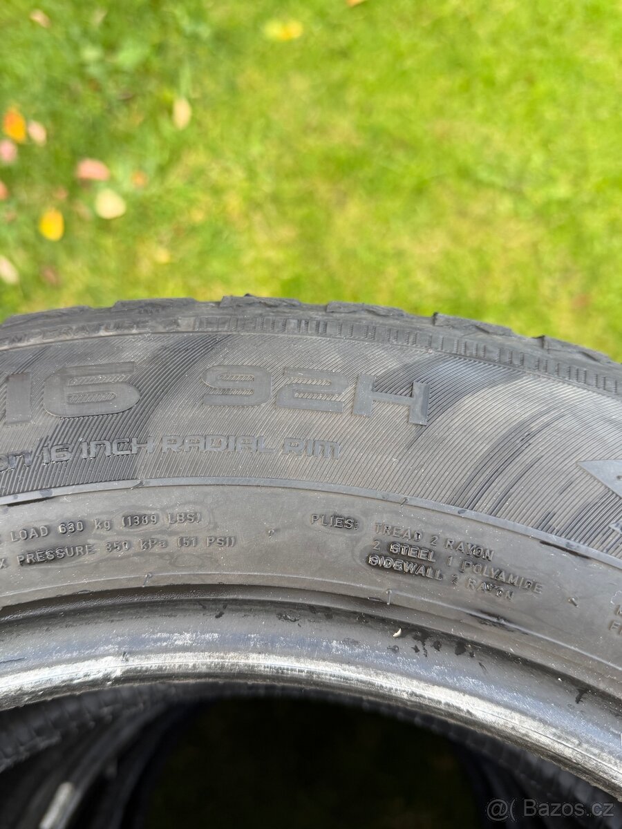 Zimní pneu NOKIAN WR D4 RFT 4x 205 60 R16 92H - 7