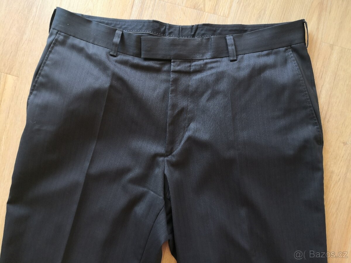 Nádherný oblek Pierre Cardin Paris vel. 52 - 7