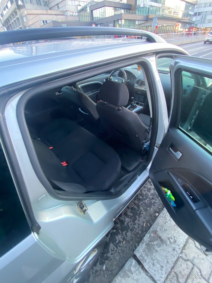 Ford Mondeo 1.8 benzín 2004 - 7