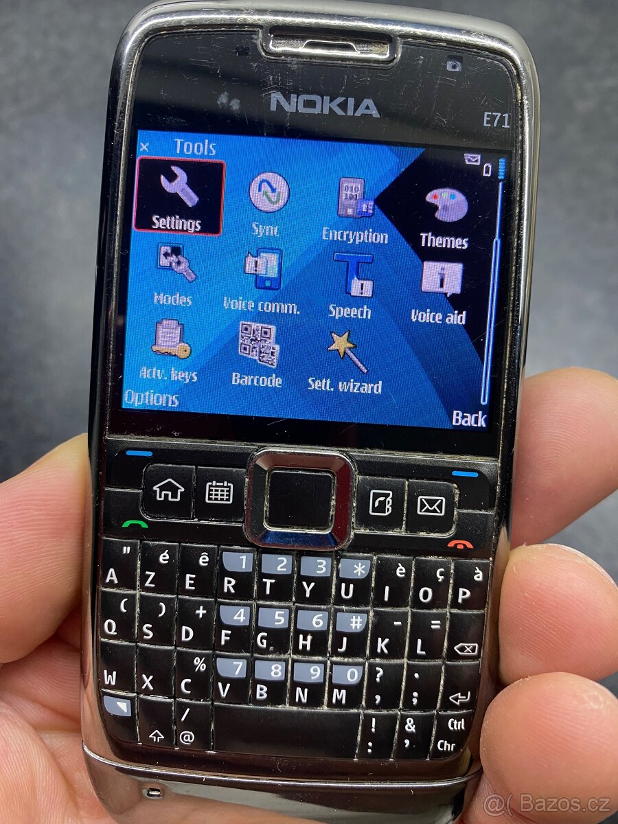 Nokia E71 - 7