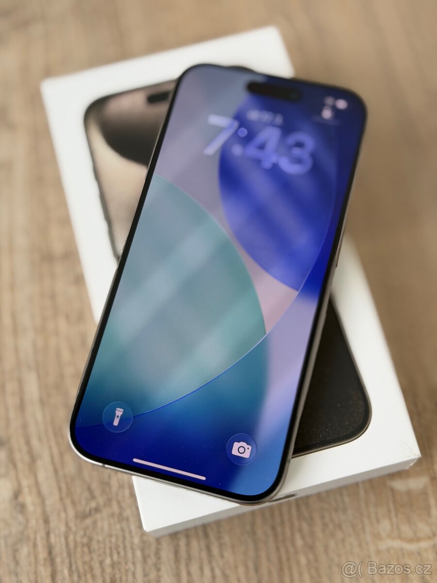 Apple iPhone 15 Pro 256 GB - 7