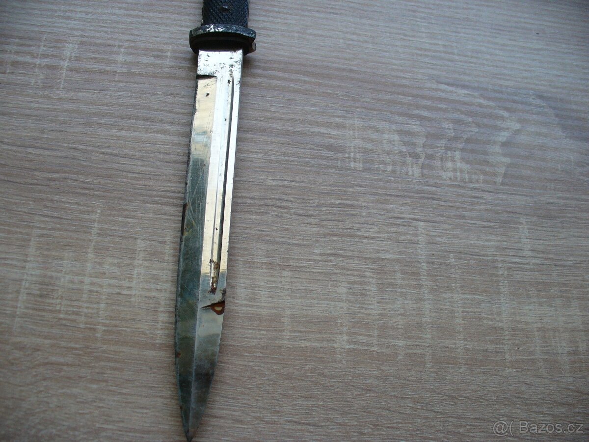Nemecky,valecny vychazkovy bajonet bez pouzdra. - 7