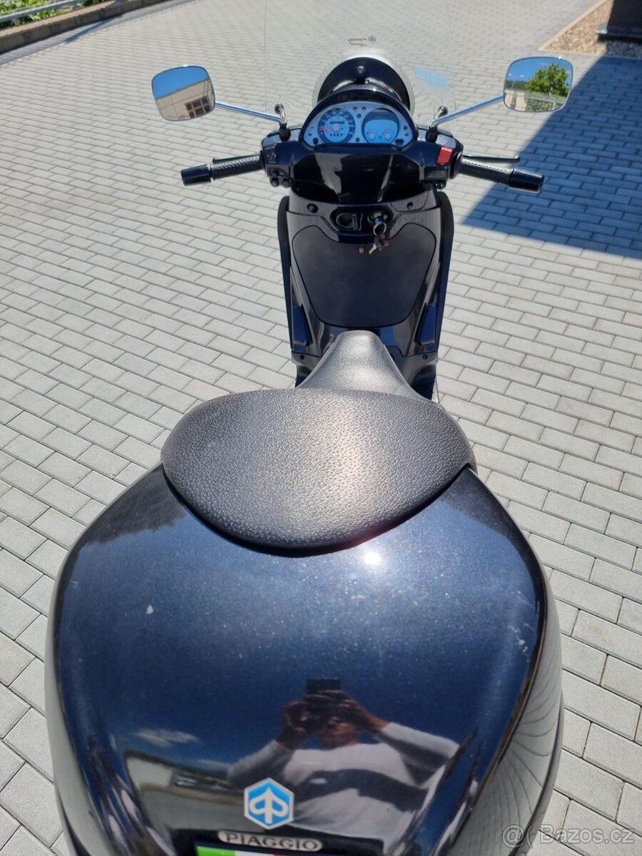 Piaggio Beverly 500 - 7