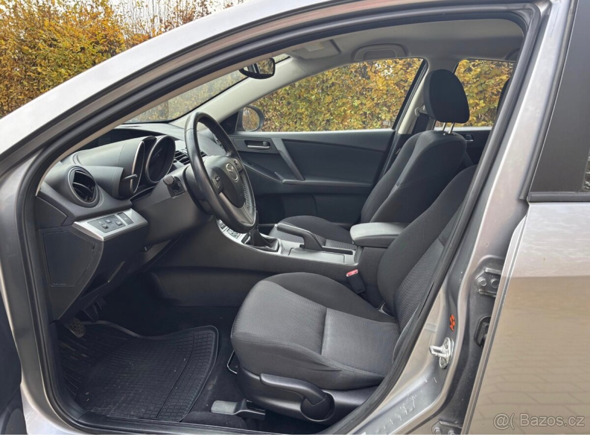 MAZDA 3 1.6 77 kW HIGH-LINE - BENZÍN - 7