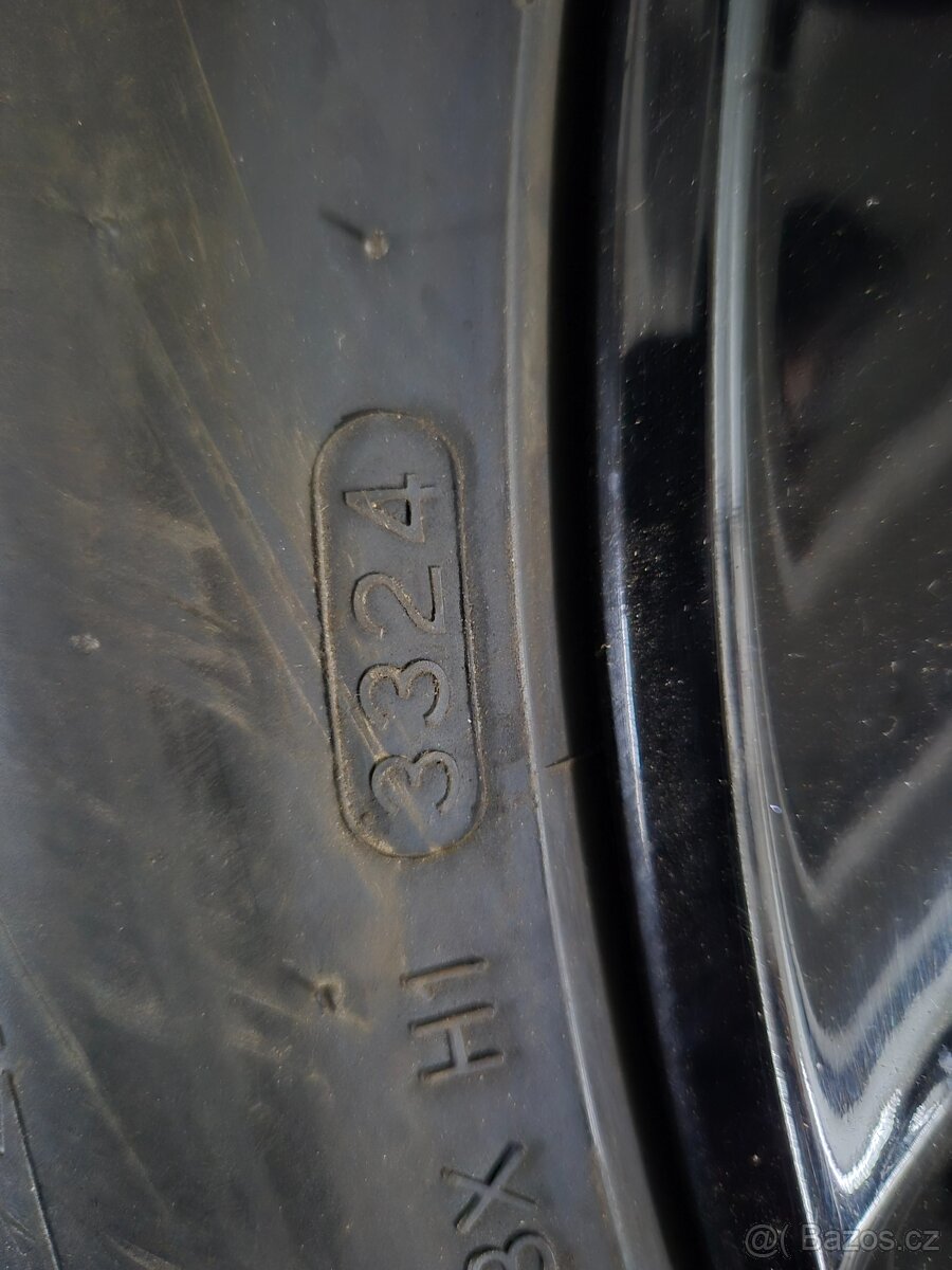 5x114,3 235/55R19 - 7