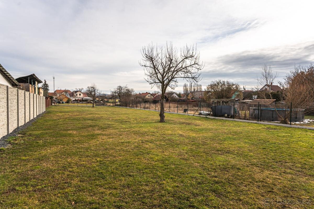 Prodej zasíťovaného stavebního pozemku, OV, 1542m2, obec Bla - 7