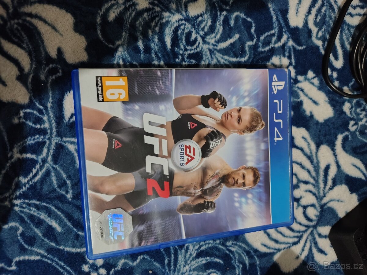 PlayStation 4 Slim 1TB - 7