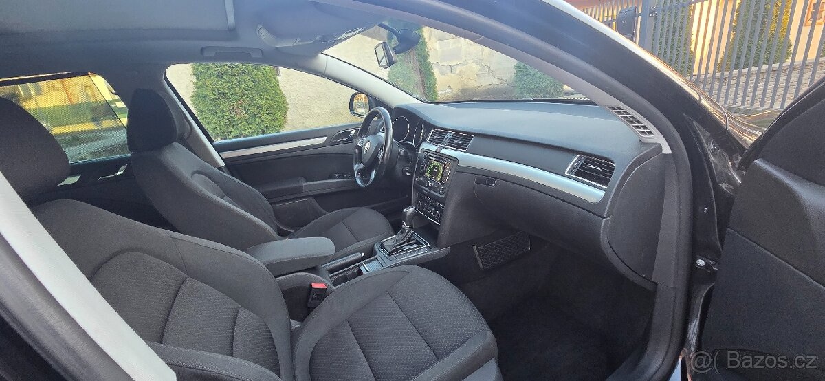 Skoda superb 2.0 tdi Dsg elegance - 7