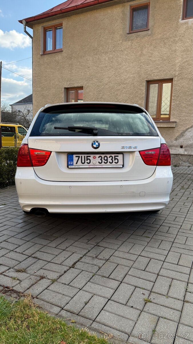 Bmw e91 318D LCI touring - 7