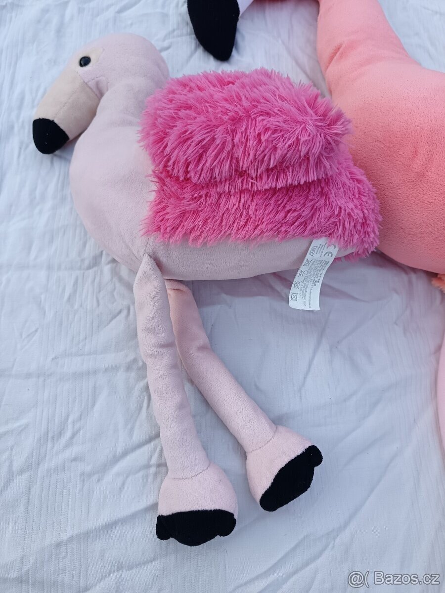 plyšový plameňáci, Pinďa, pes - 7