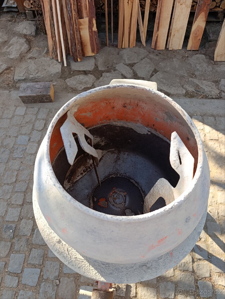 Stavební míchačka Hecht - 7