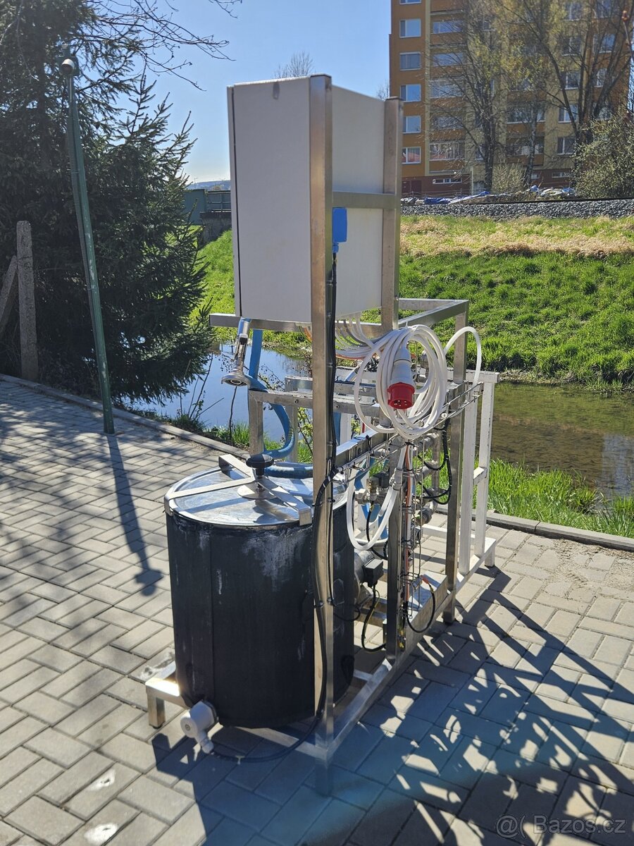 Myčka pivních sudů (keg washer) - 7