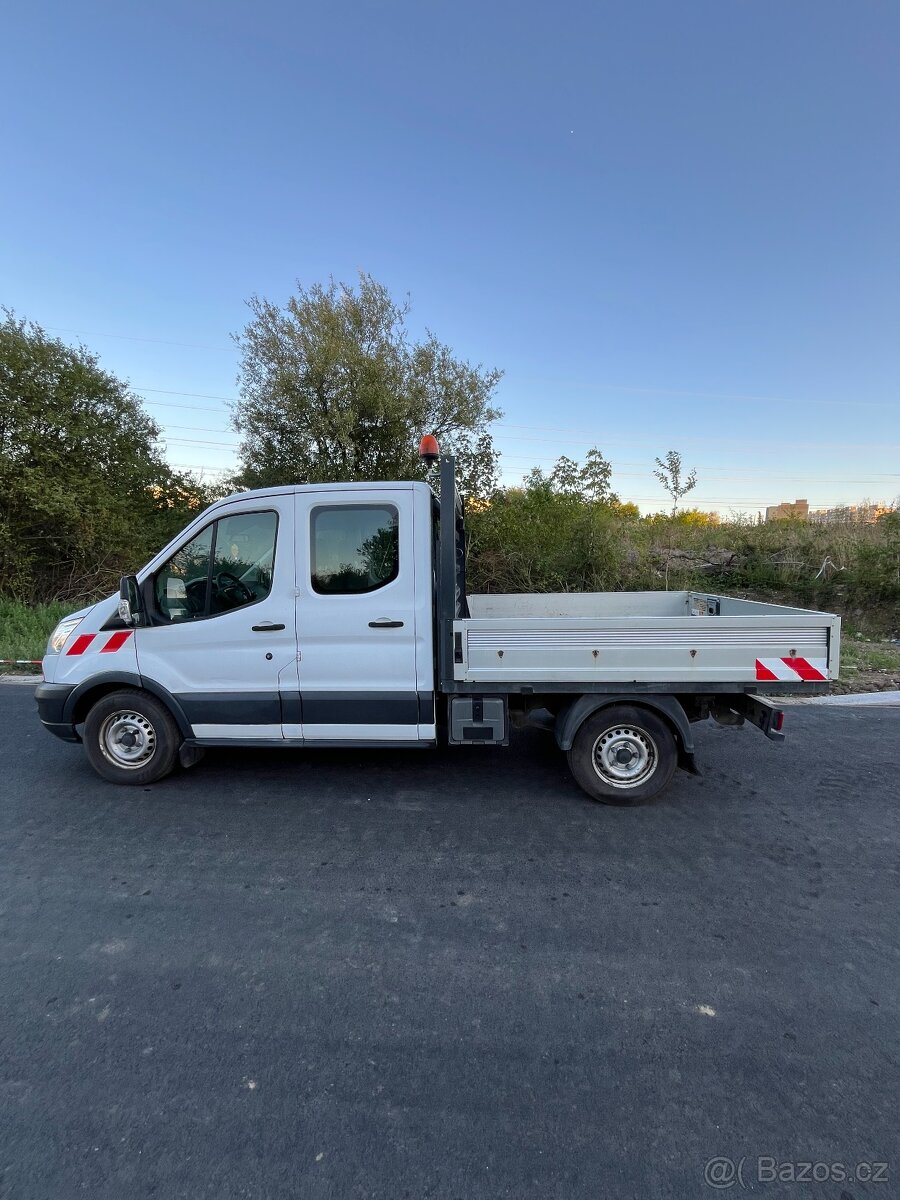 Ford Transit 2,2 TDCI 114kW, doublecab, valník, 7 míst - 7