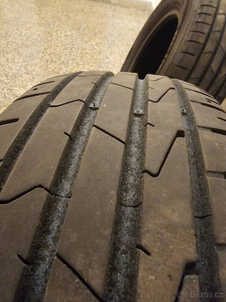 Prodám 4x letní gumy Hankook Prime 3 195/65 R15 - 7