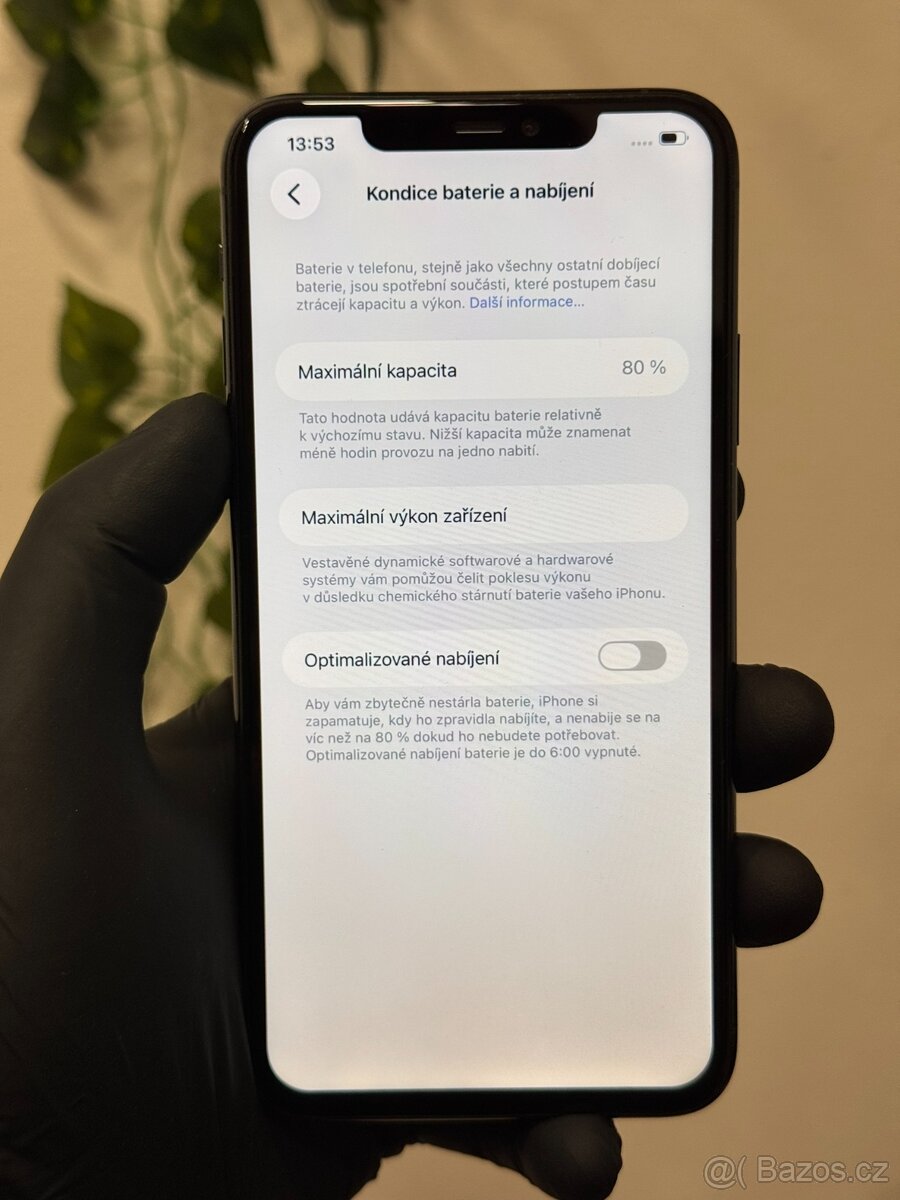 iPhone 11 Pro Max 64GB - nefunkční Face ID - 7