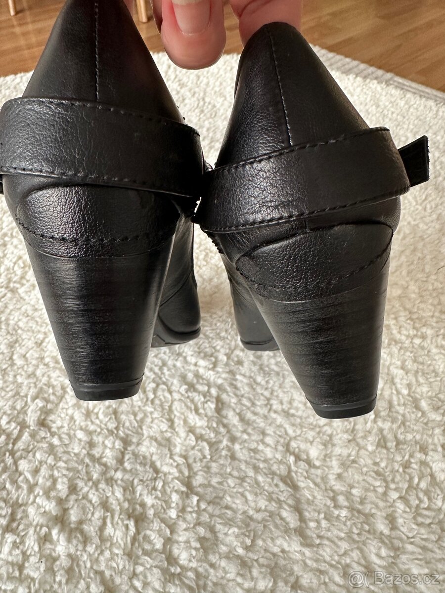 Lodičky kůže 37 Venturini - 7