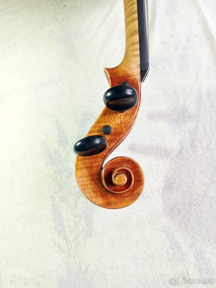 Housle 4/4 - 7