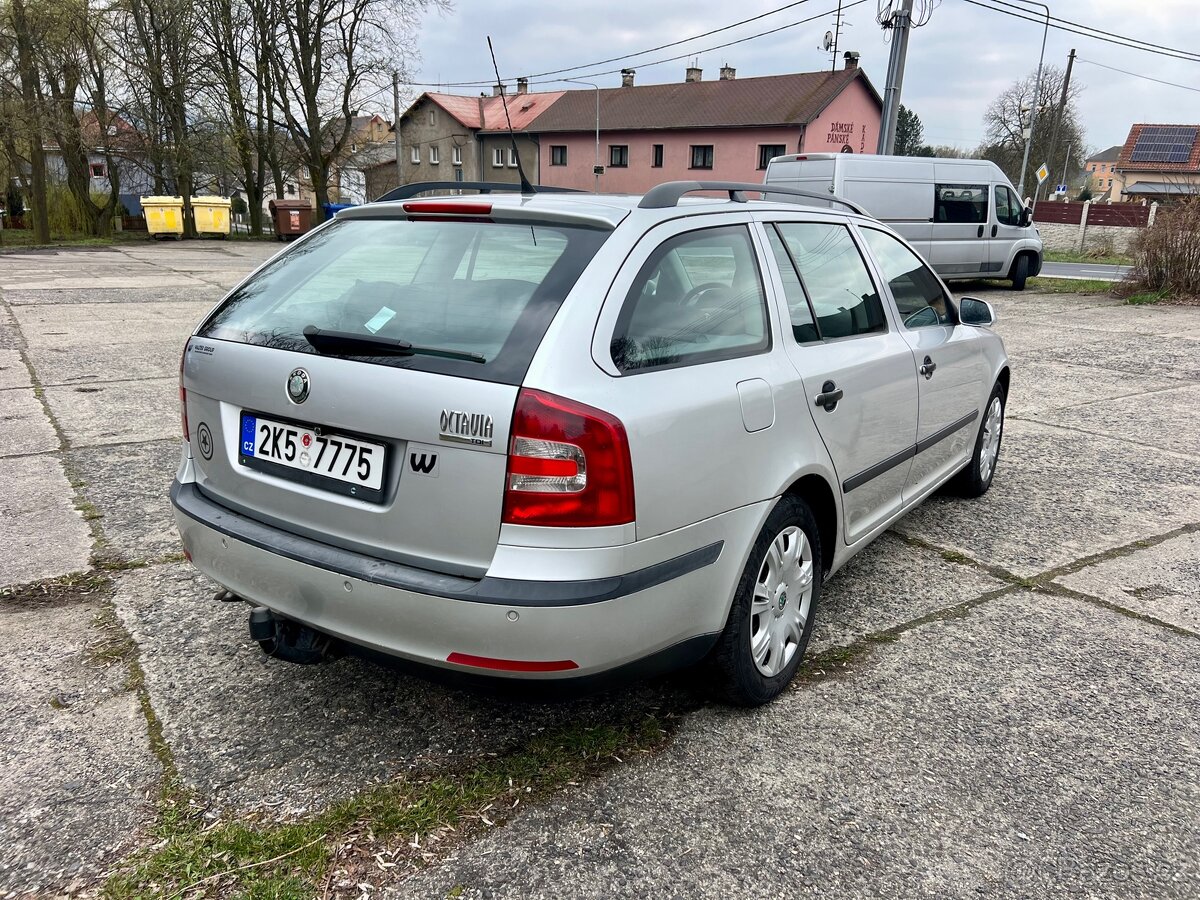 Škoda octavia 2 1.9 TDi - 7