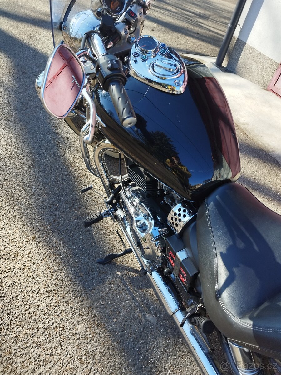 Triumph America - 7