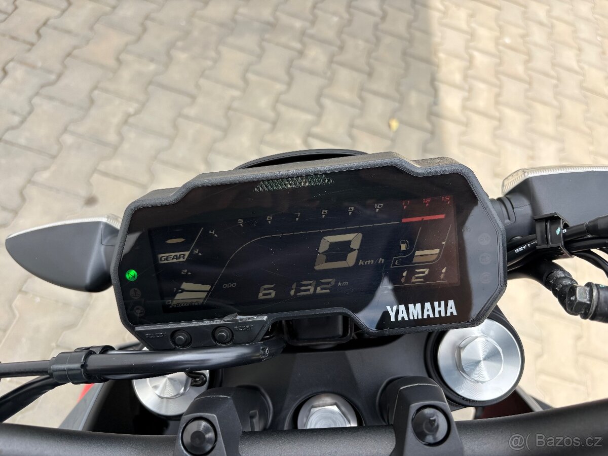 Yamaha mt 125 - 7