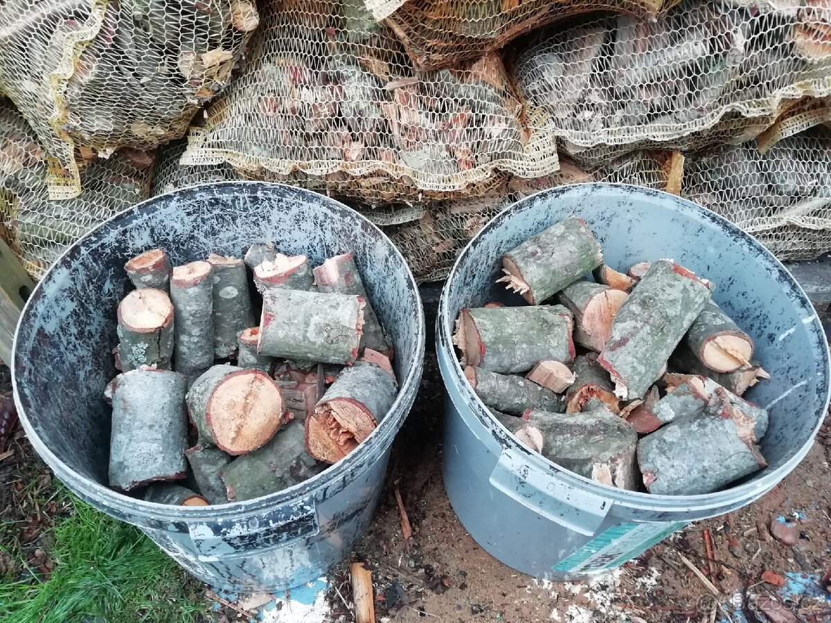 Palivové dřevo - štípané, špalíkované + pronájem štípače - 7