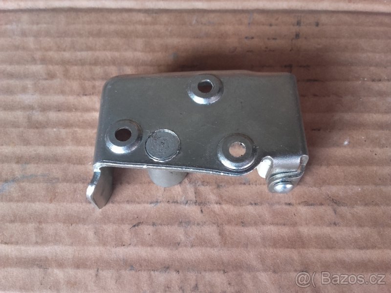 Trabant, Wartburg - západka zámku - 7