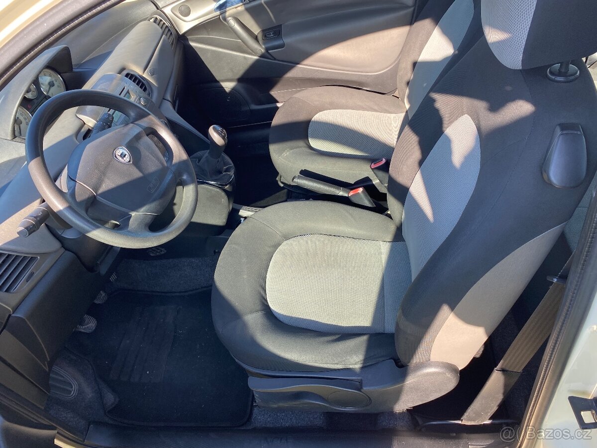 LANCIA Y 1.3 JTD 2004 51 KW 3DVEŘ - 7