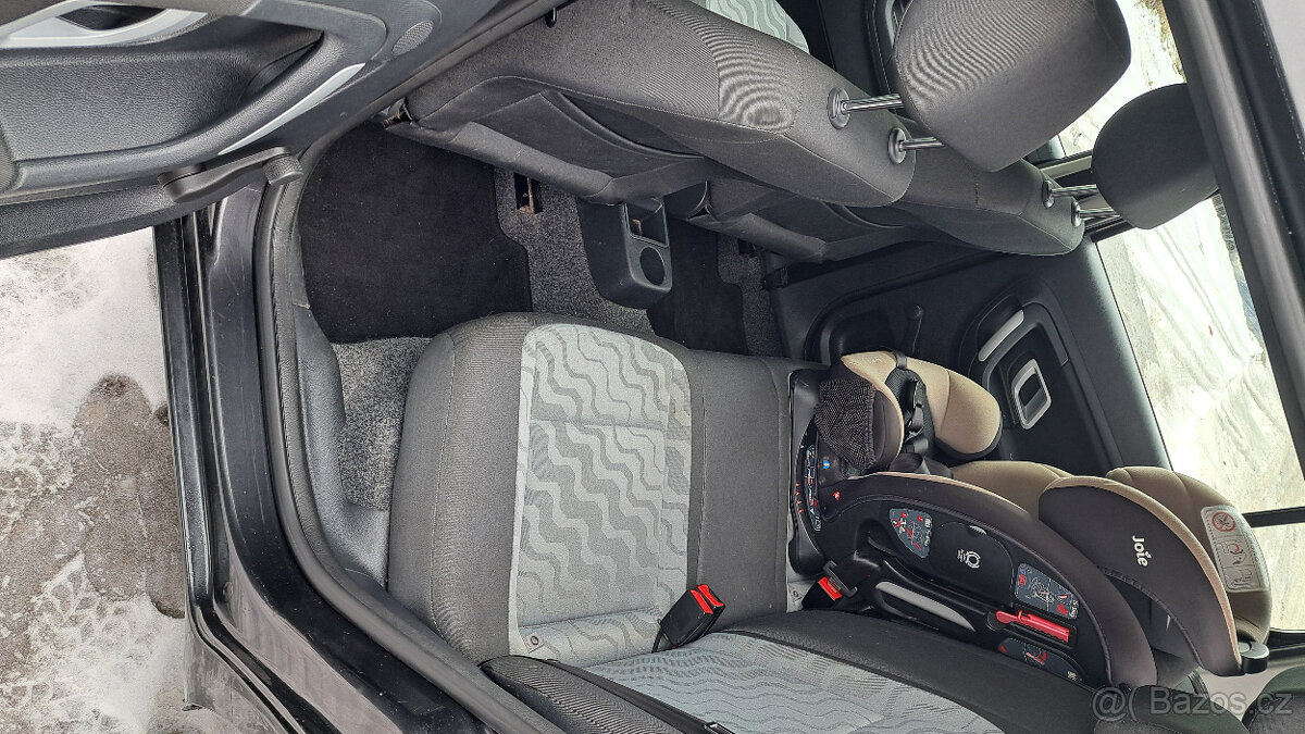 Škoda Fabia 2 1,4 16V 63kw, r.2008 - 7