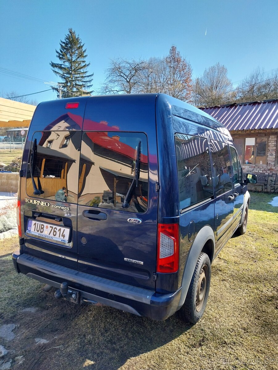 Prodám Ford tourneo connect 1.8 tdci - 7