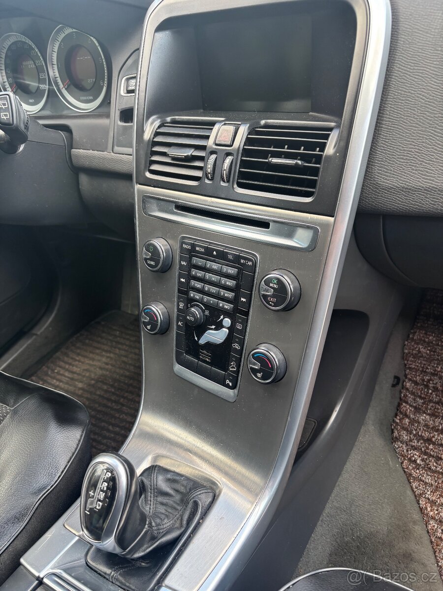 Volvo XC60 automat. - 7