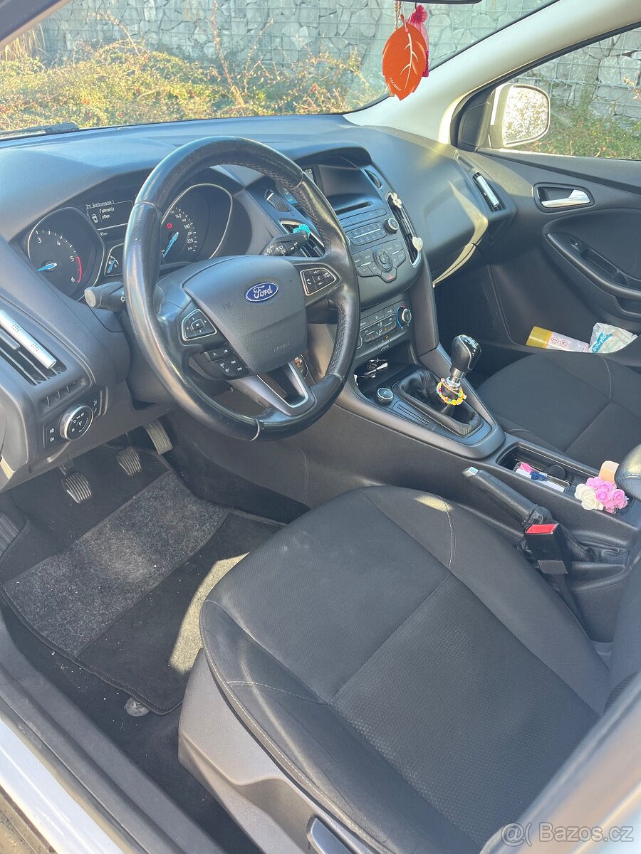 Ford Focus MK3 Facelift 1,5Tdci 70Kw. Hezky stav - 7