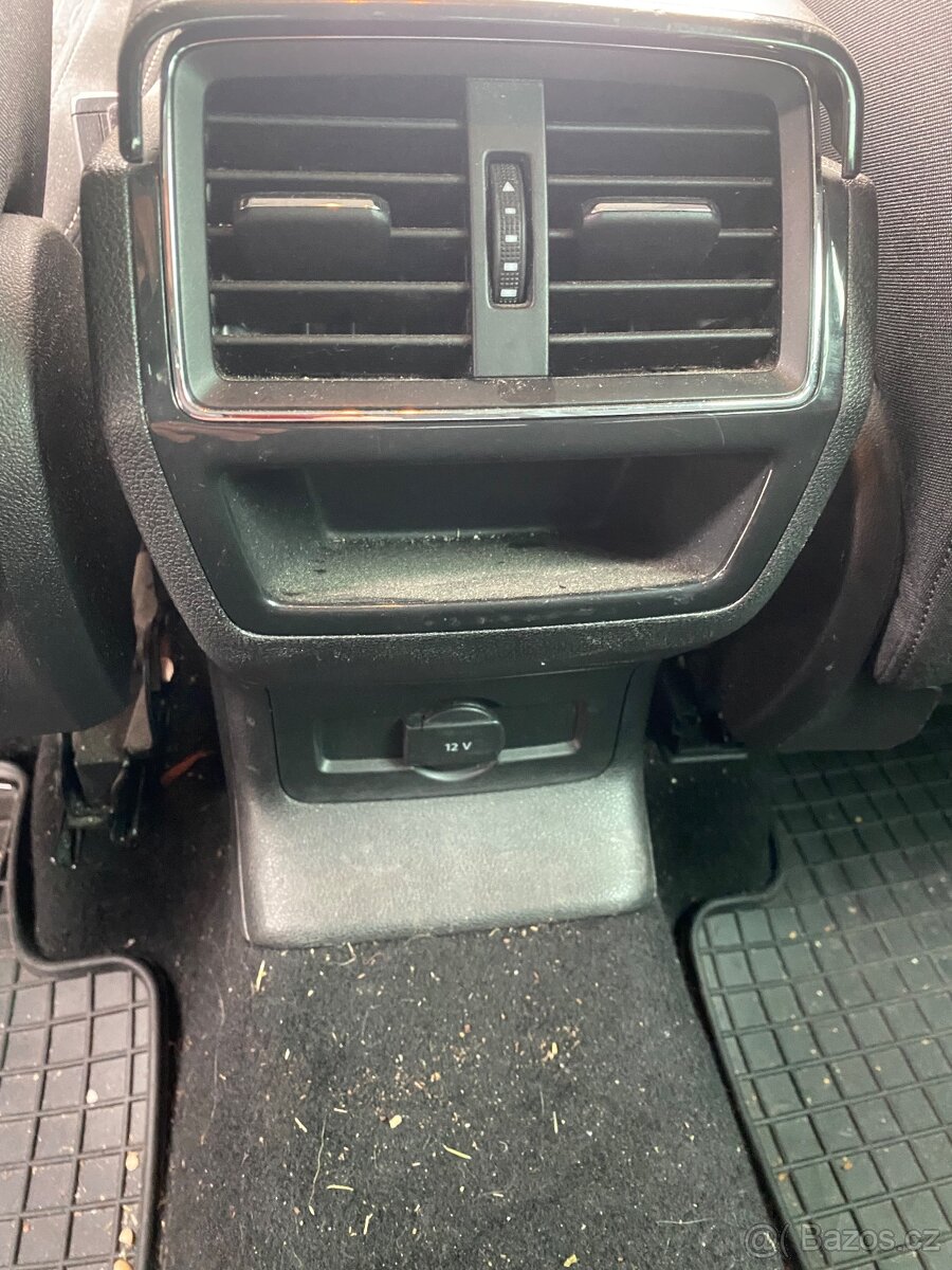 Prodám Škoda Karoq 2.0tdi - 7