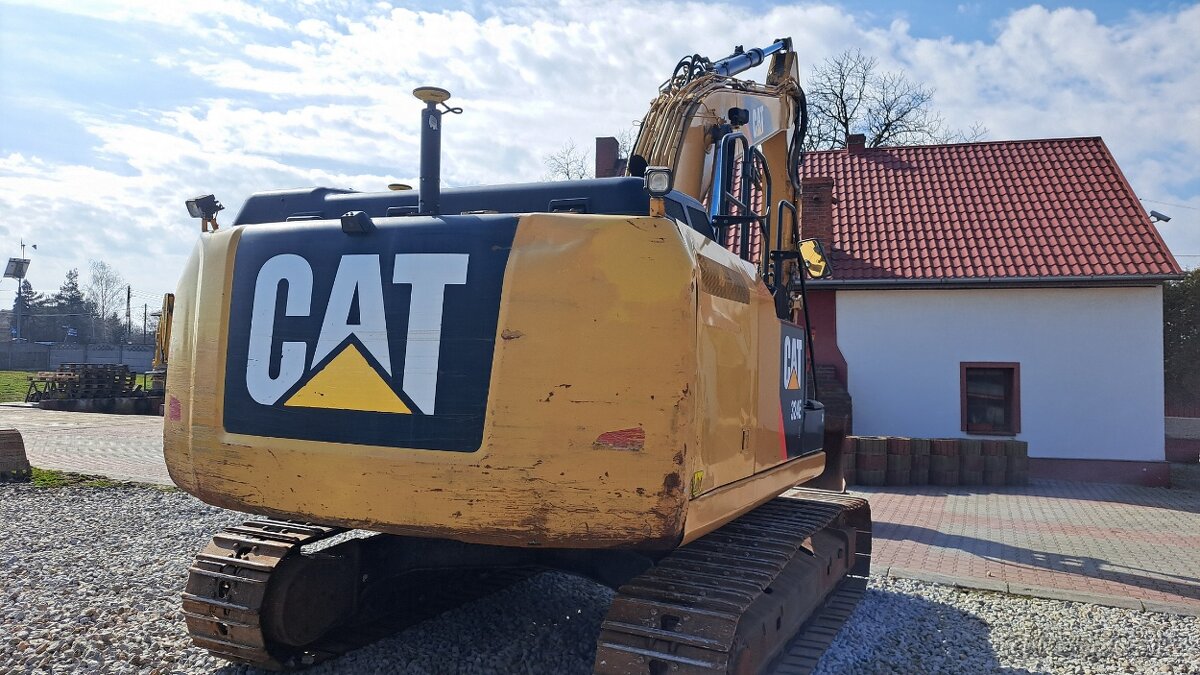 Prodám pásový bagr Caterpillar 324EL - 7