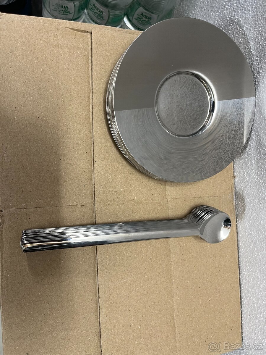 Prodám vybavení vinotéky, vinárny - 7