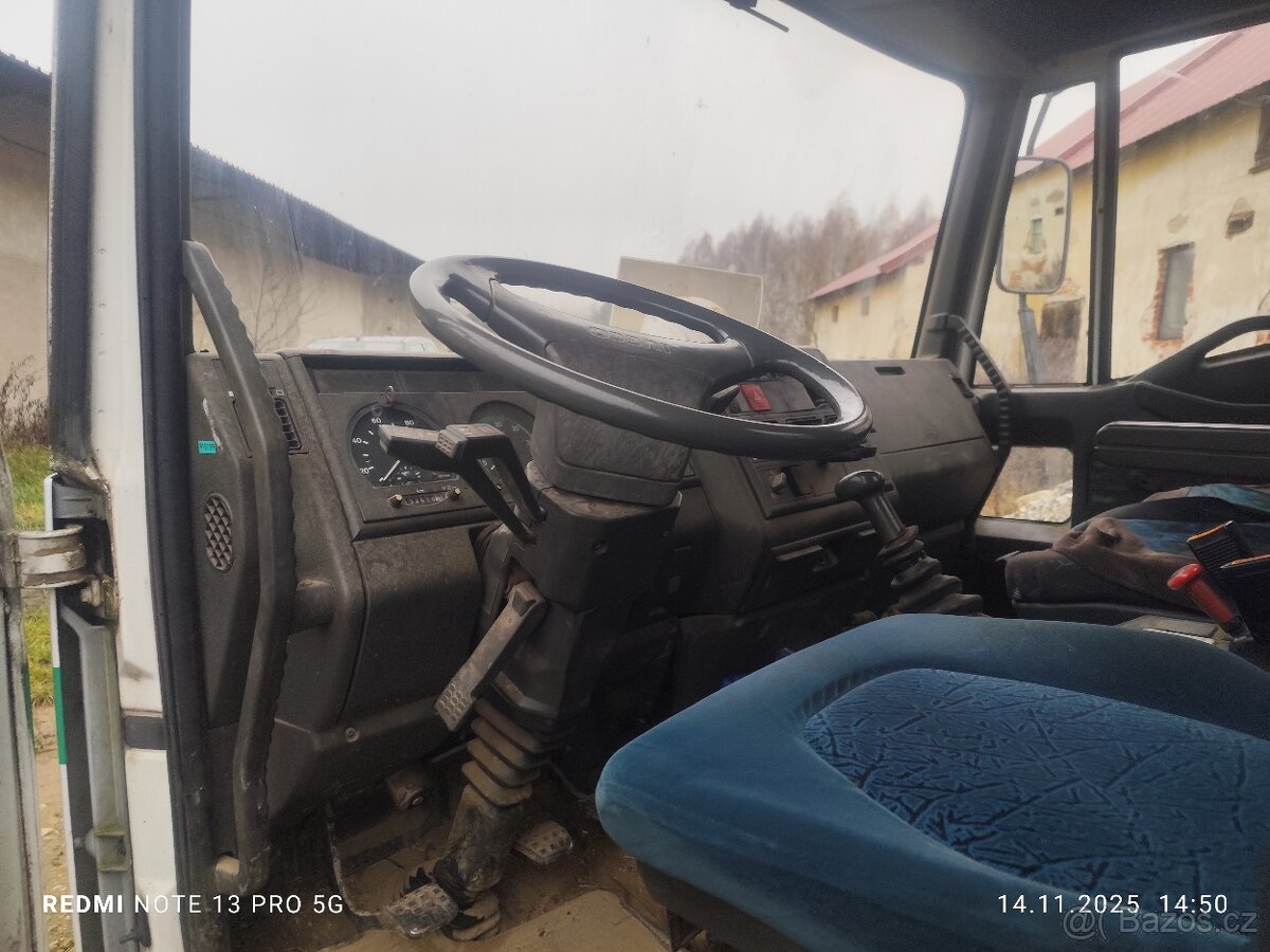 Iveco hákový kontajner - 7