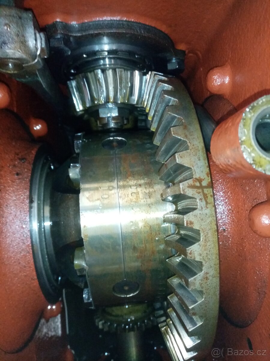 Převodovka, rozvodovka Zetor 3011 originál zetor Brno - 7