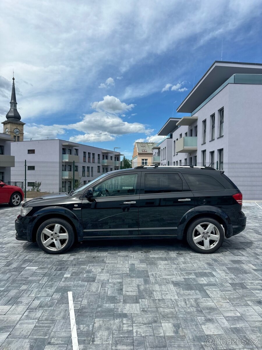 Dodge Journey 2.0d 103kw automat - 7
