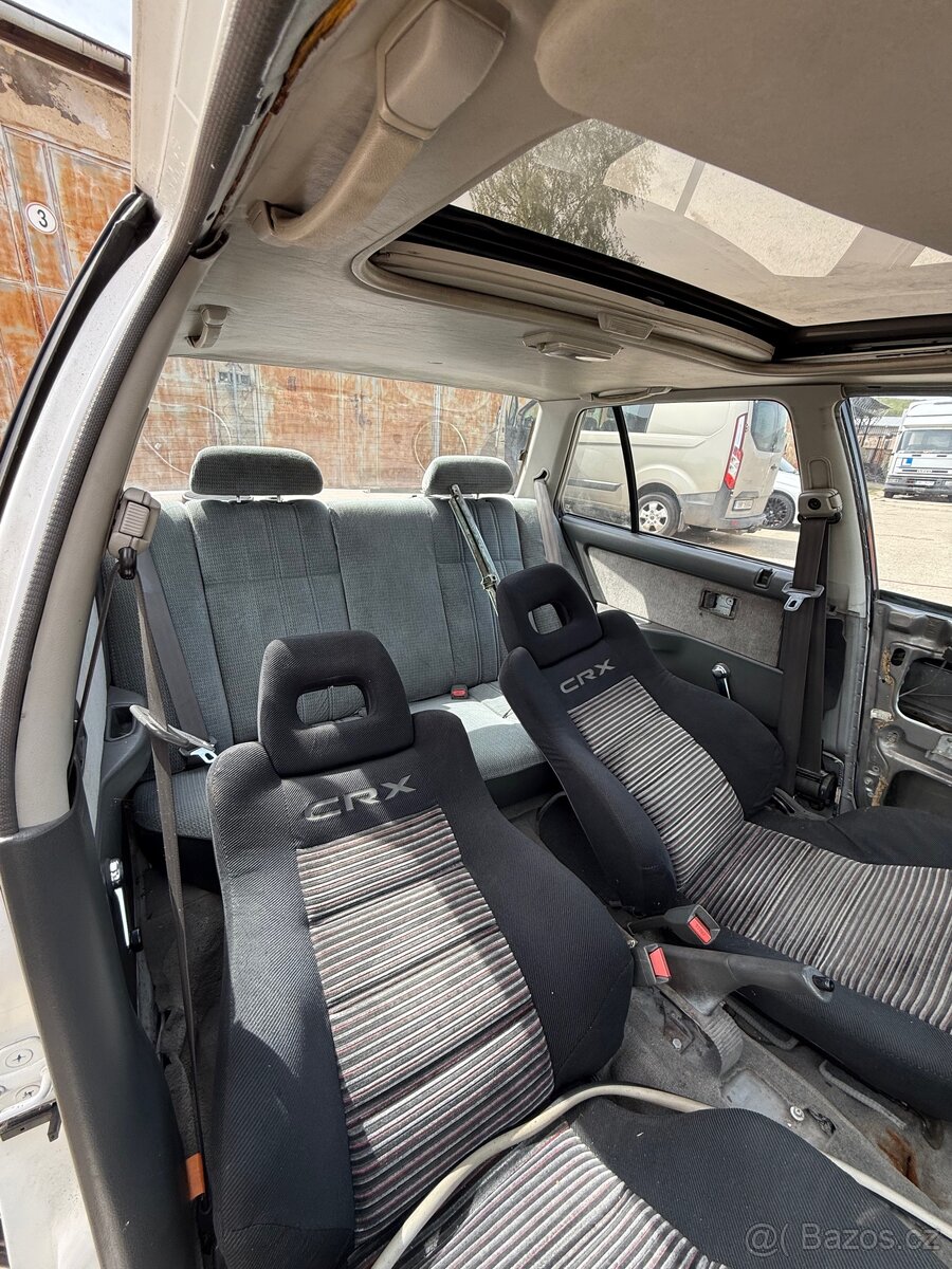 Honda Civic 4g sedan - 7