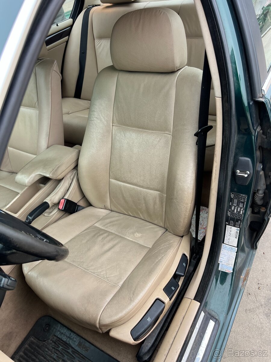 BMW E46 323i 256S4 Farngruen na díly - 7
