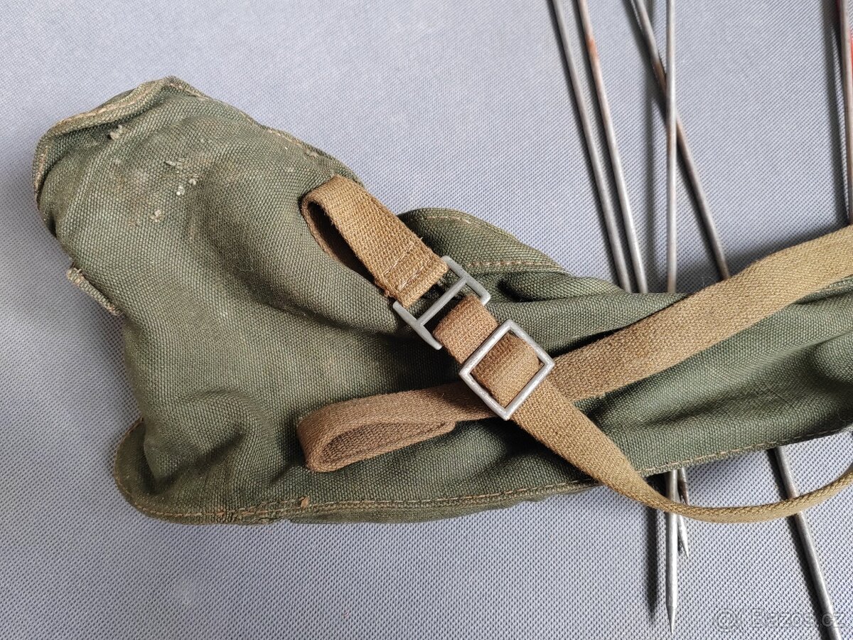 Wehrmacht-ženijní vlaječky se značeným futrálem - 7