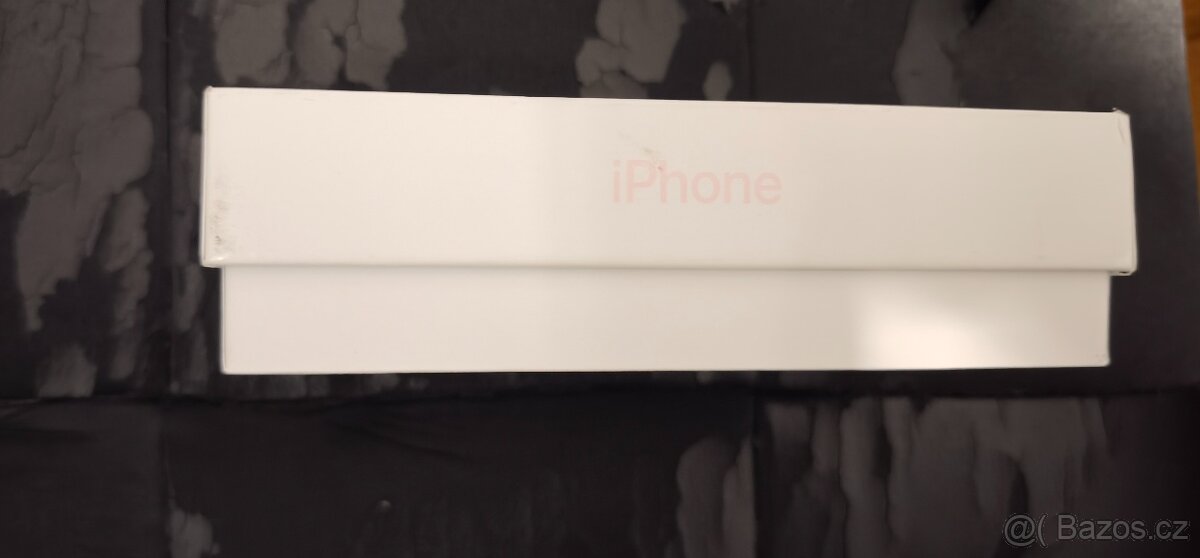iPhone 15 128GB růžová s krabičkou bez poškození - 7